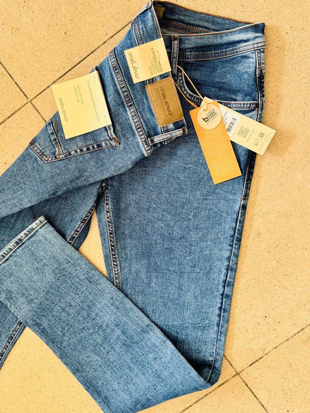 BLND - Regular Slim Fit Light Wash Jeans