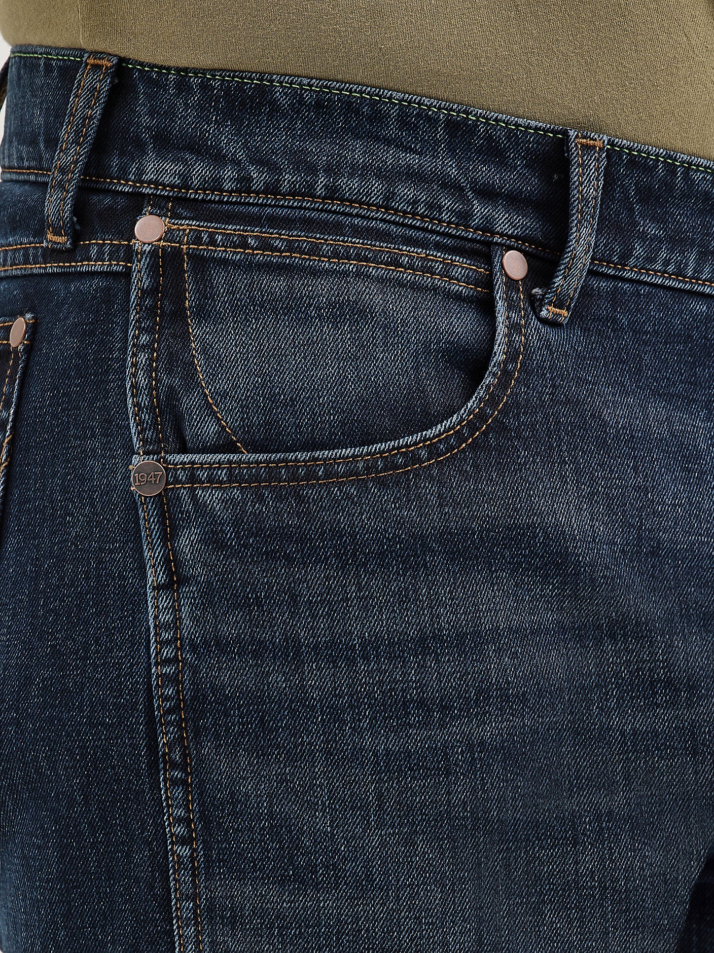 WRANGLER - RETRO SLIM FIT STRAIGHT LEG JEANS