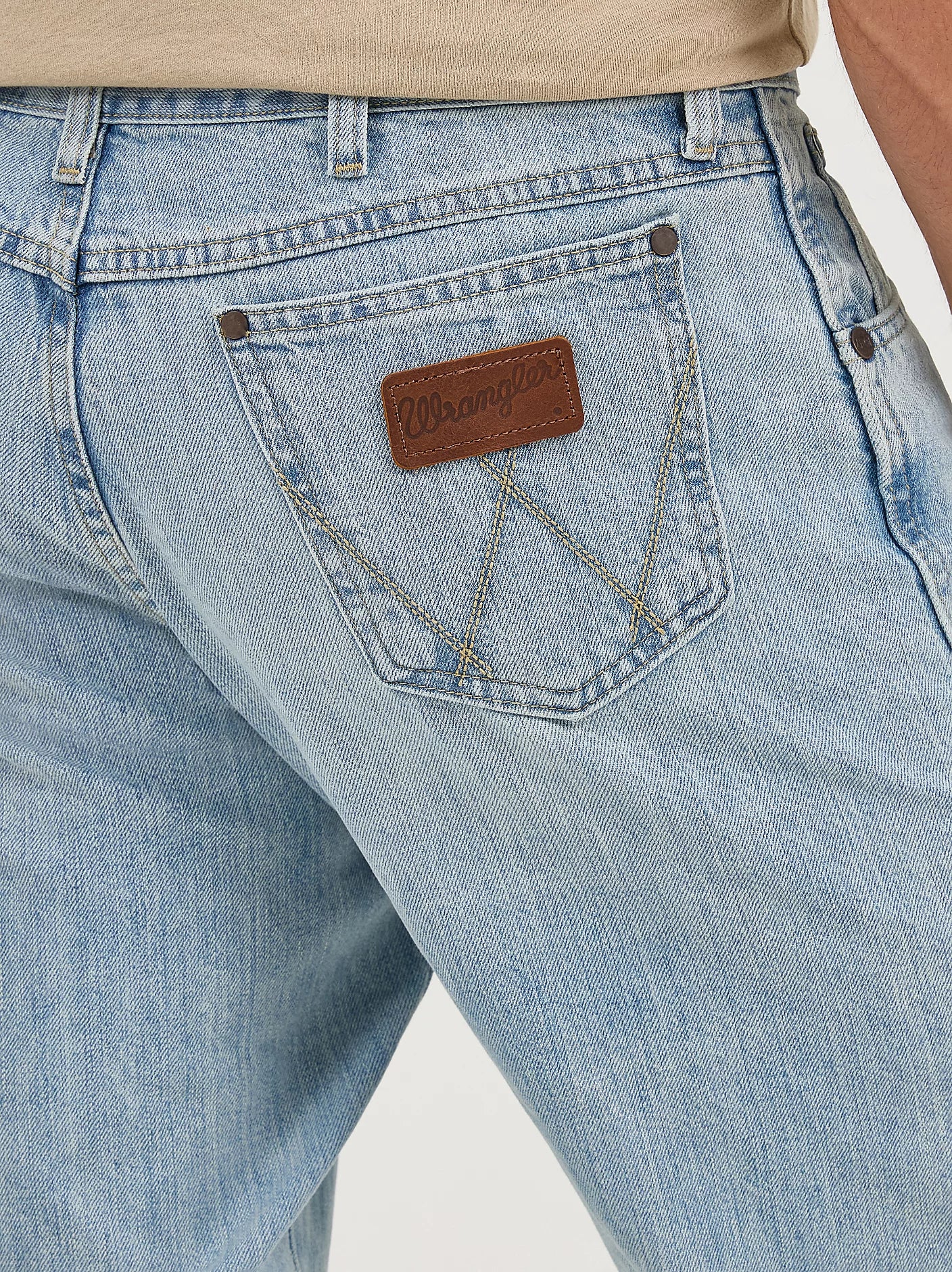 WRANGLER - RETRO RELAXED FIT BOOTCUT JEANS